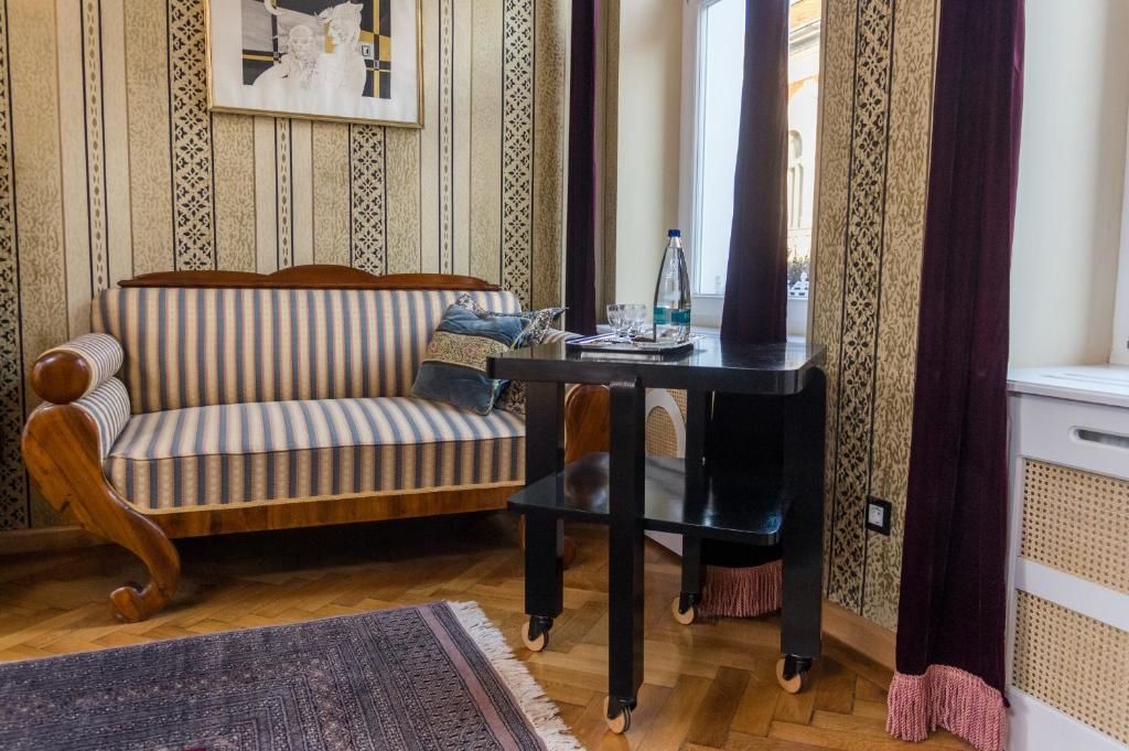 Отель Vila Katharina Брашов-57